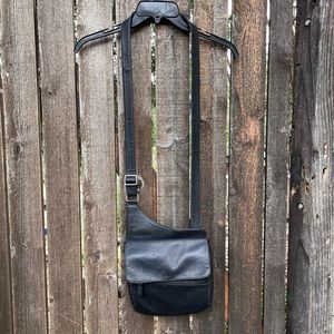 Fossil Black Pebbled Leather Crossbody Shoulder Bag Purse